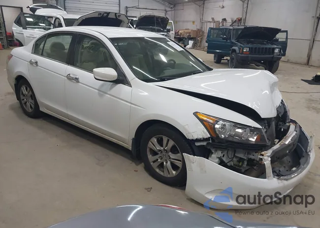 1HGCP2F48AA178265: 43323579