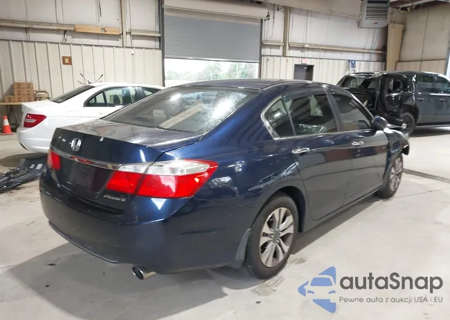 1HGCR2F32EA151232: 43323617