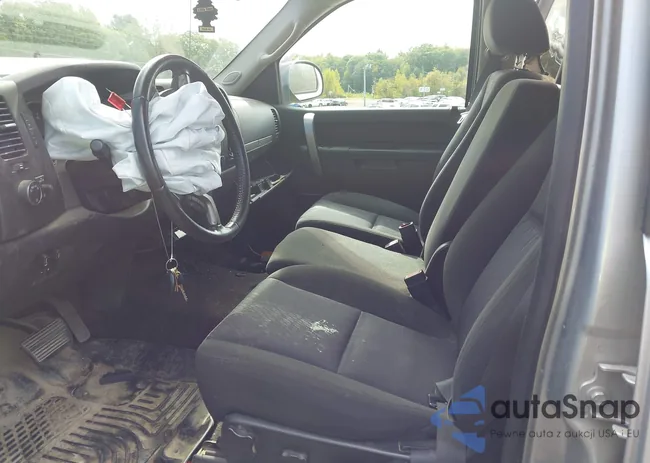 3GTP2VE34BG135957: 43324756