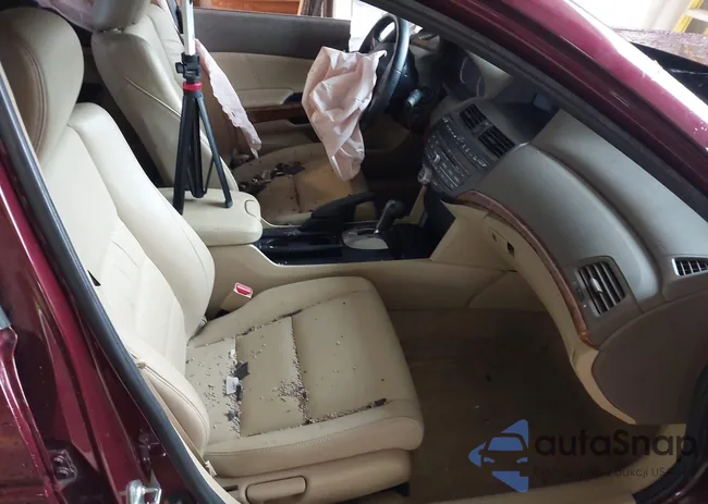 1HGCP2F85AA044784: 43324770