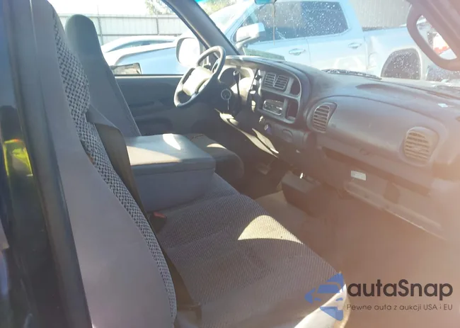 3B7HC13Z81M293851: 43324779