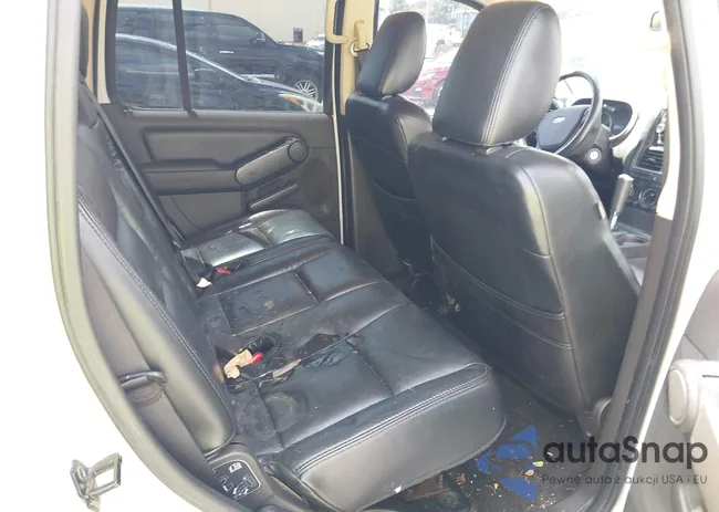 1FMEU6DE3AUA15004: 43324952