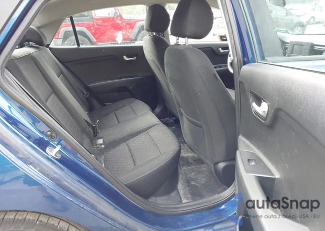 3KPA24AB7JE077396: 43325046