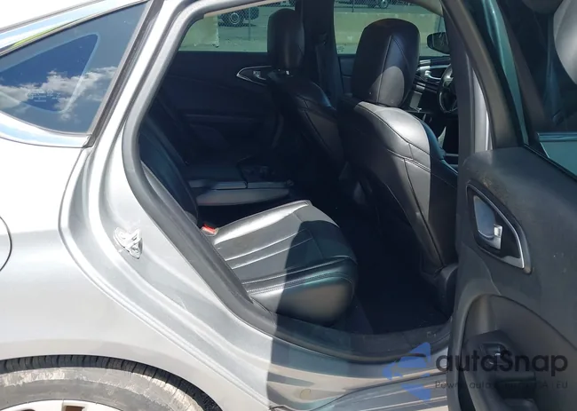 1C3CCCAB8GN189312: 43325106