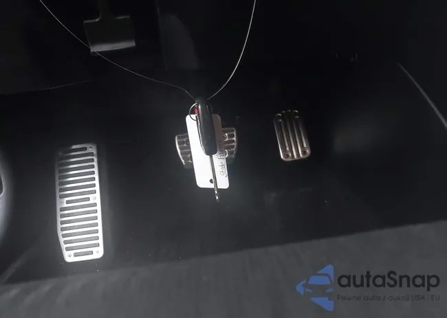 1HGCR2F59GA040360: 43325246