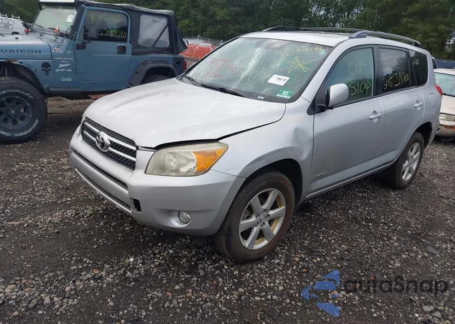 JTMBD31V585169681: 43324478