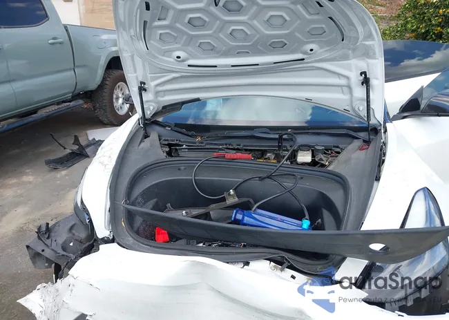 5YJ3E1EB4MF997381: 43325748