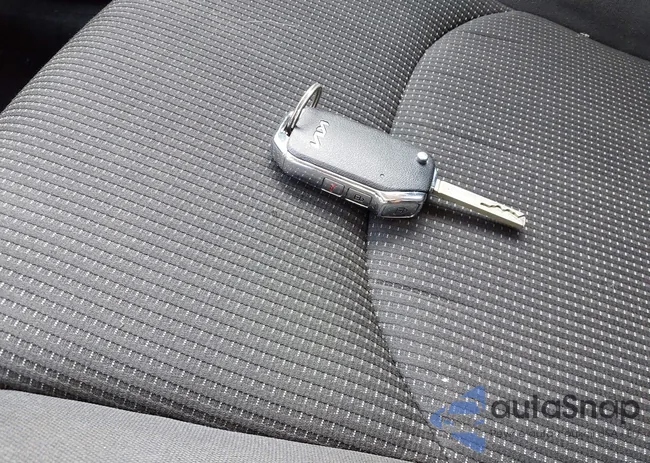 3KPF24AD6ME354275: 43325924