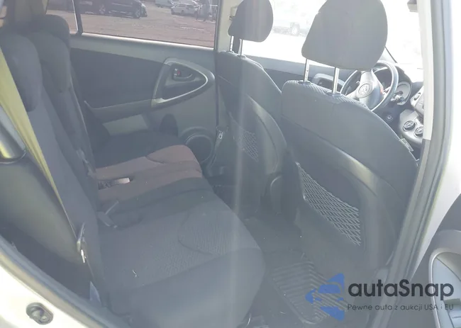 JTMBD32V886060561: 43325959