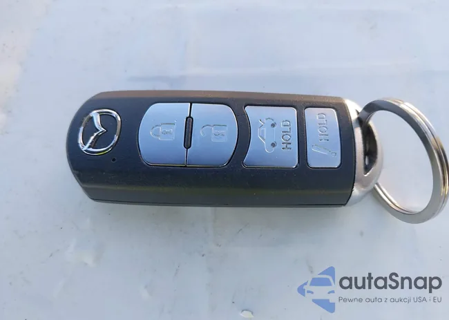 3MZBN1V32JM187045: 43326039