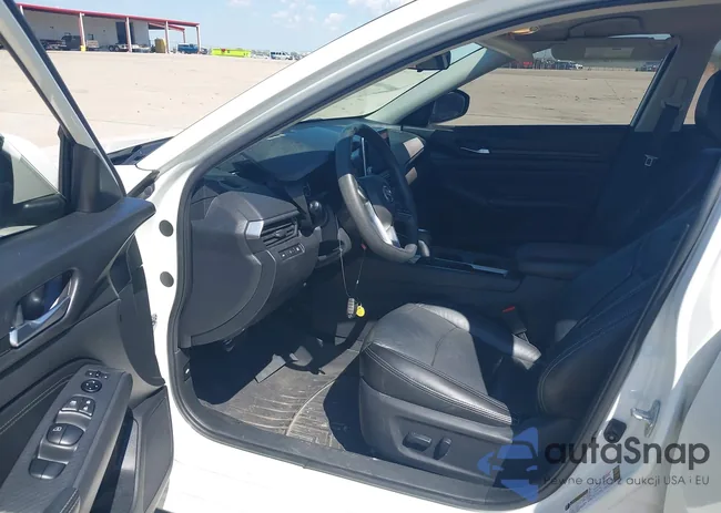 1N4BL4BV3LN313668: 43326152