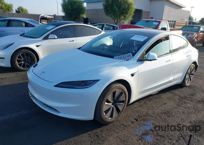 5YJ3E1EB6SF887705: 43326301