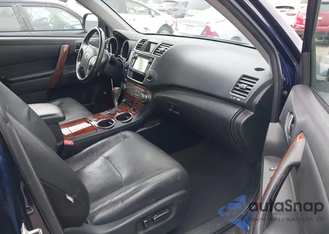 5TDYK3EH2DS137800: 43325359