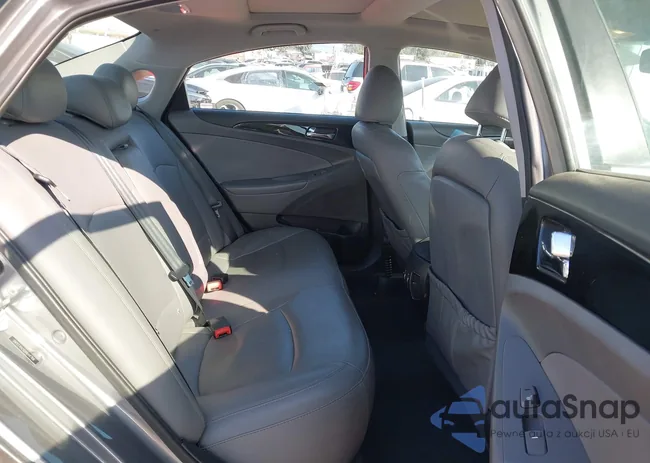 5NPEC4AC6DH666768: 43325640