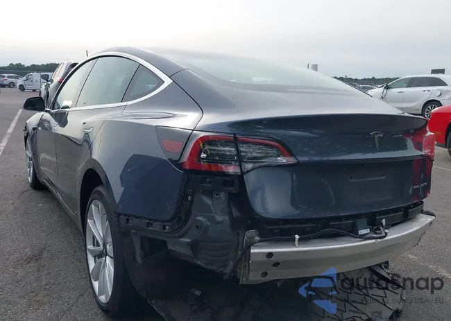 5YJ3E1EB1LF619890: 43325733