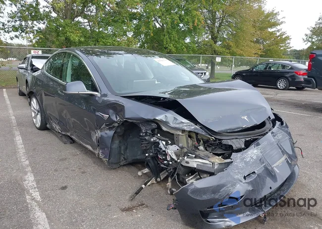 5YJ3E1EB1LF619890: 43325733