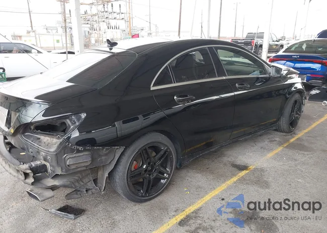 WDDSJ4EB4FN227460: 43326741