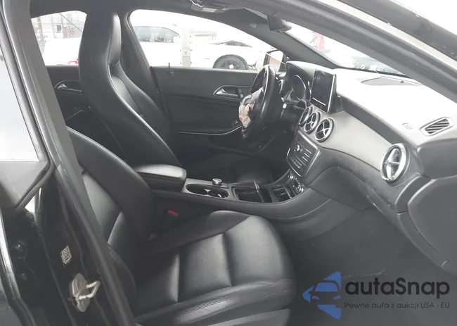 WDDSJ4EB4FN227460: 43326741