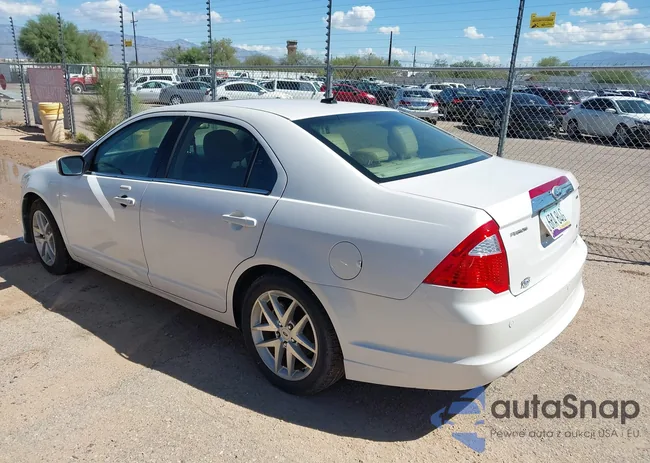 3FAHP0JG5BR108858: 43327038