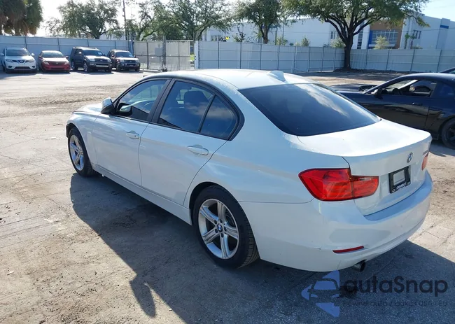 WBA3B1C59FK137324: 43327166