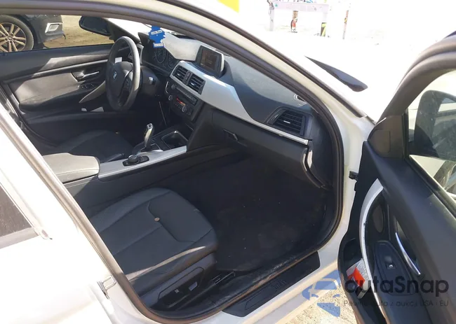 WBA3B1C59FK137324: 43327166