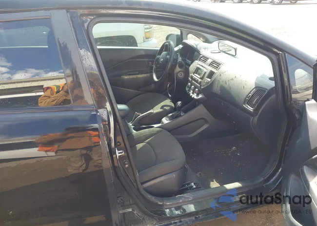 KNADN4A38D6300291: 43327172