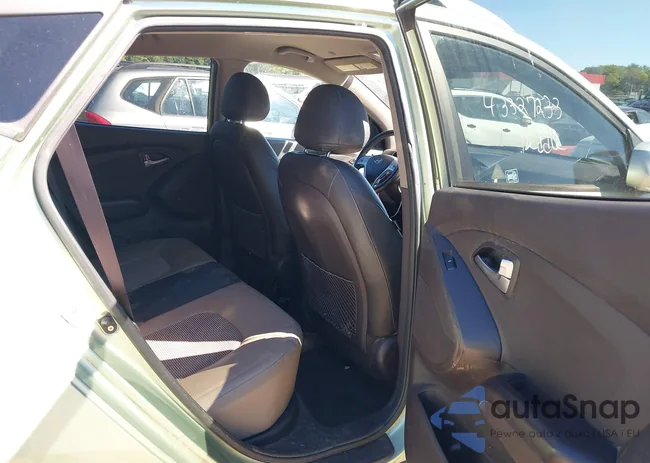 KM8JUCAC8BU233909: 43327233