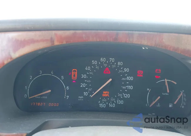 YS3DP75GXY7013717: 43327239