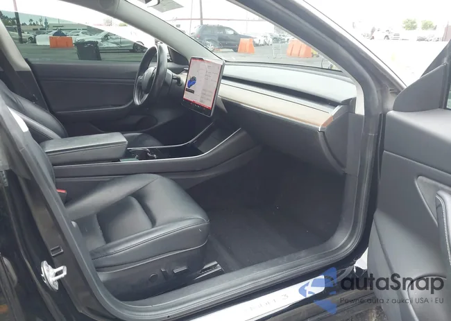 5YJ3E1EB7KF432328: 43326447