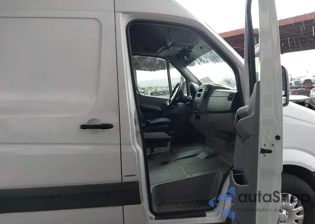 WD3PE8DBXFP136415: 43326501