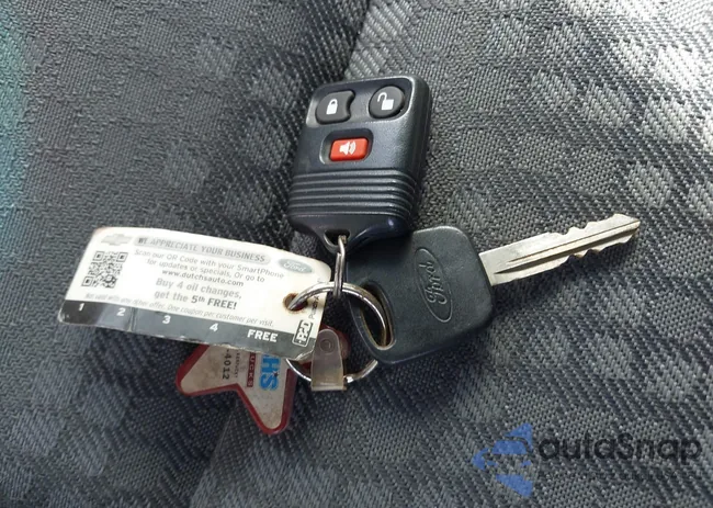 1FMYU021X2KB12059: 43327868