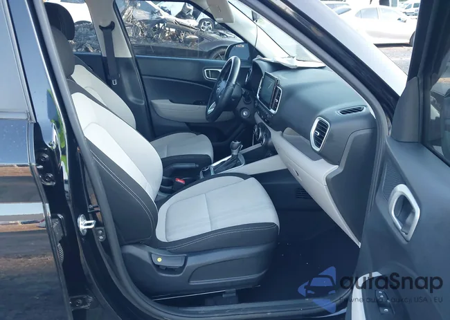 KMHRC8A38NU193838: 43328008