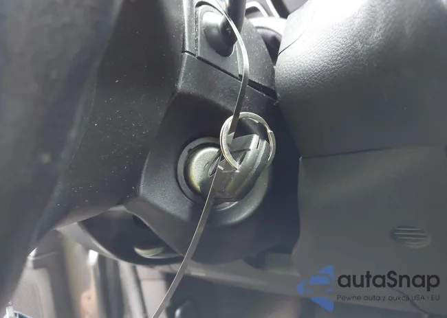 1FADP3F29EL338676: 43328153