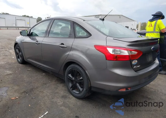 1FADP3F29EL338676: 43328153