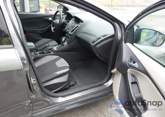 1FADP3F29EL338676: 43328153