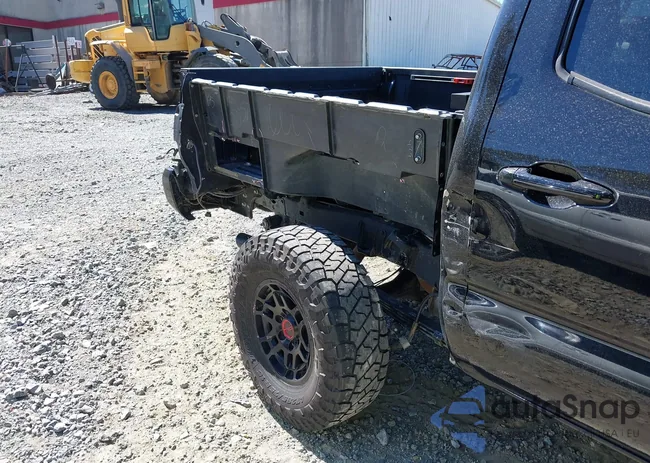 3TYCZ5AN6PT112792: 43328285