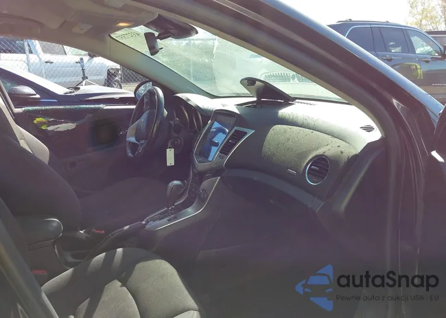 1G1PC5SB3E7468362: 43327337