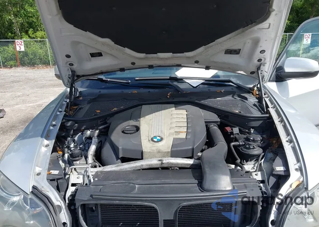 5UXZW0C5XCL664613: 43327344