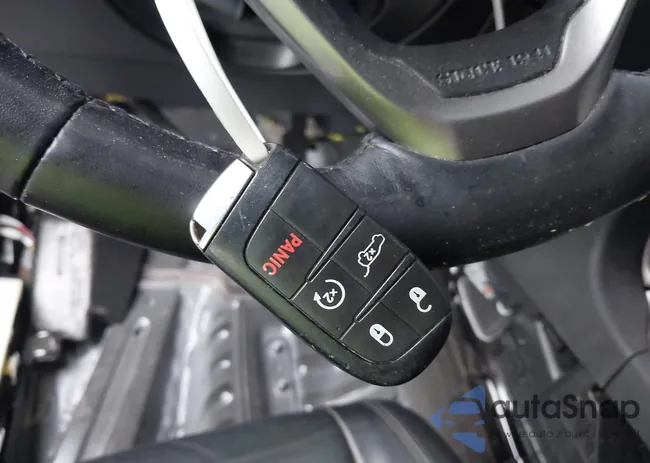 1C4RJFBG9KC671900: 43327516