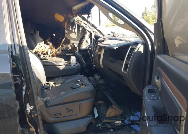 1C6RR7VM2JS240519: 43327530