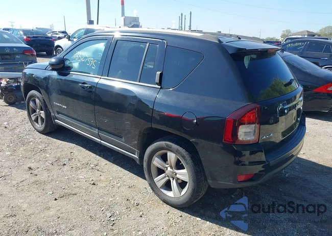 1C4NJDEB4GD663319: 43327595