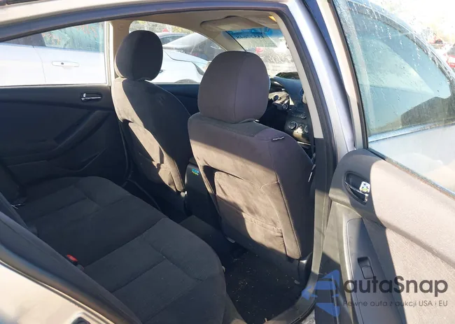 1N4AL2AP2CN571182: 43327648