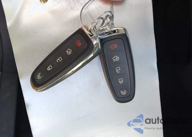 1FMCU0JD2HUC21411: 43328772