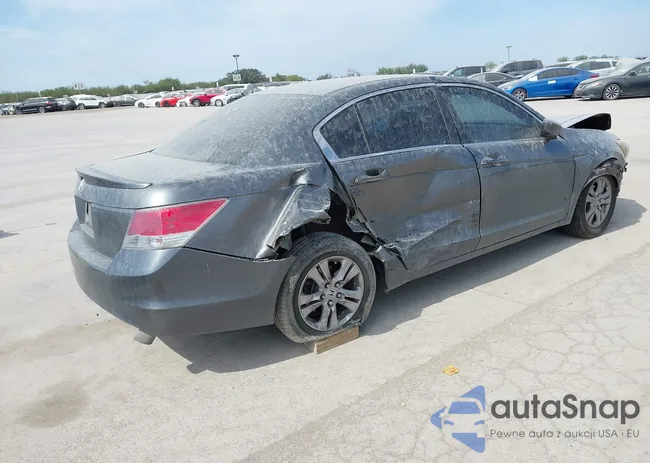 1HGCP2F46AA106870: 43329052