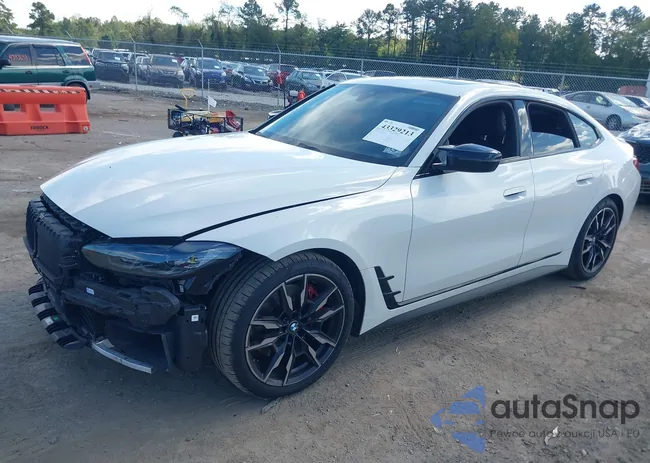 WBA13AW00NFM16205: 43329213