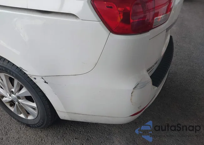 KNDMB5C12H6325030: 43329242