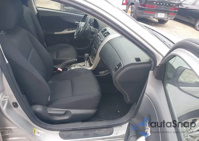 2T1BU4EE6AC228505: 43329247