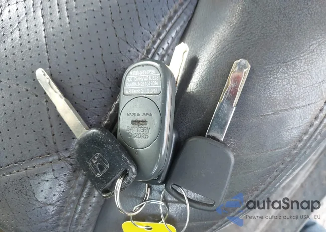 2HKYF18553H603623: 43329282