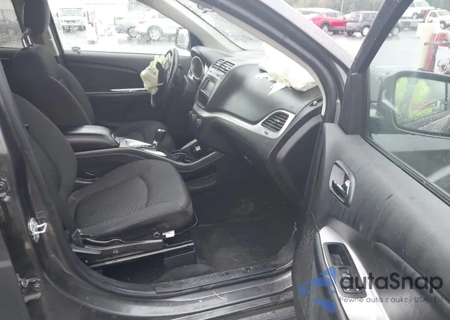 3C4PDCABXJT216852: 43329283