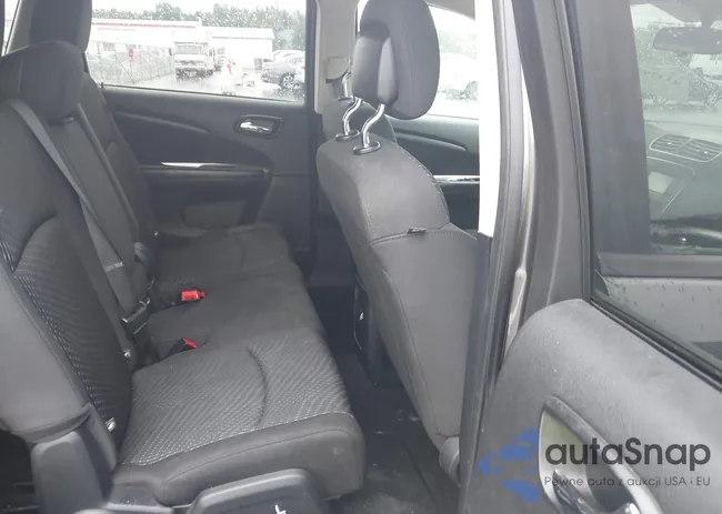 3C4PDCABXJT216852: 43329283